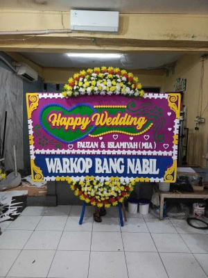 Papan Bunga di Cisauk